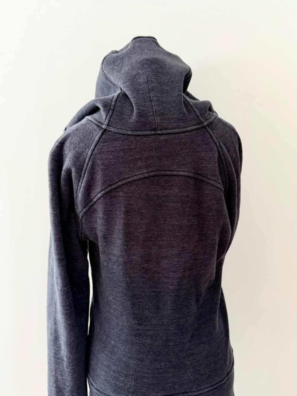 Lululemon Scuba Full-Zip Hoodie — Black/Gold - Picture 5 of 7